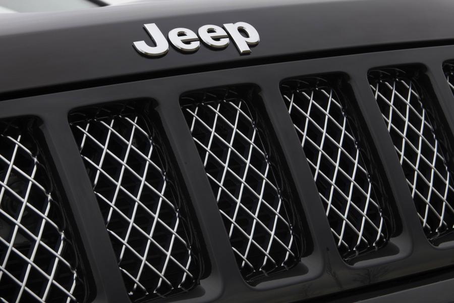  Jeep Grand Cherokee Altitude 2012 года  (фото 2 из 12)